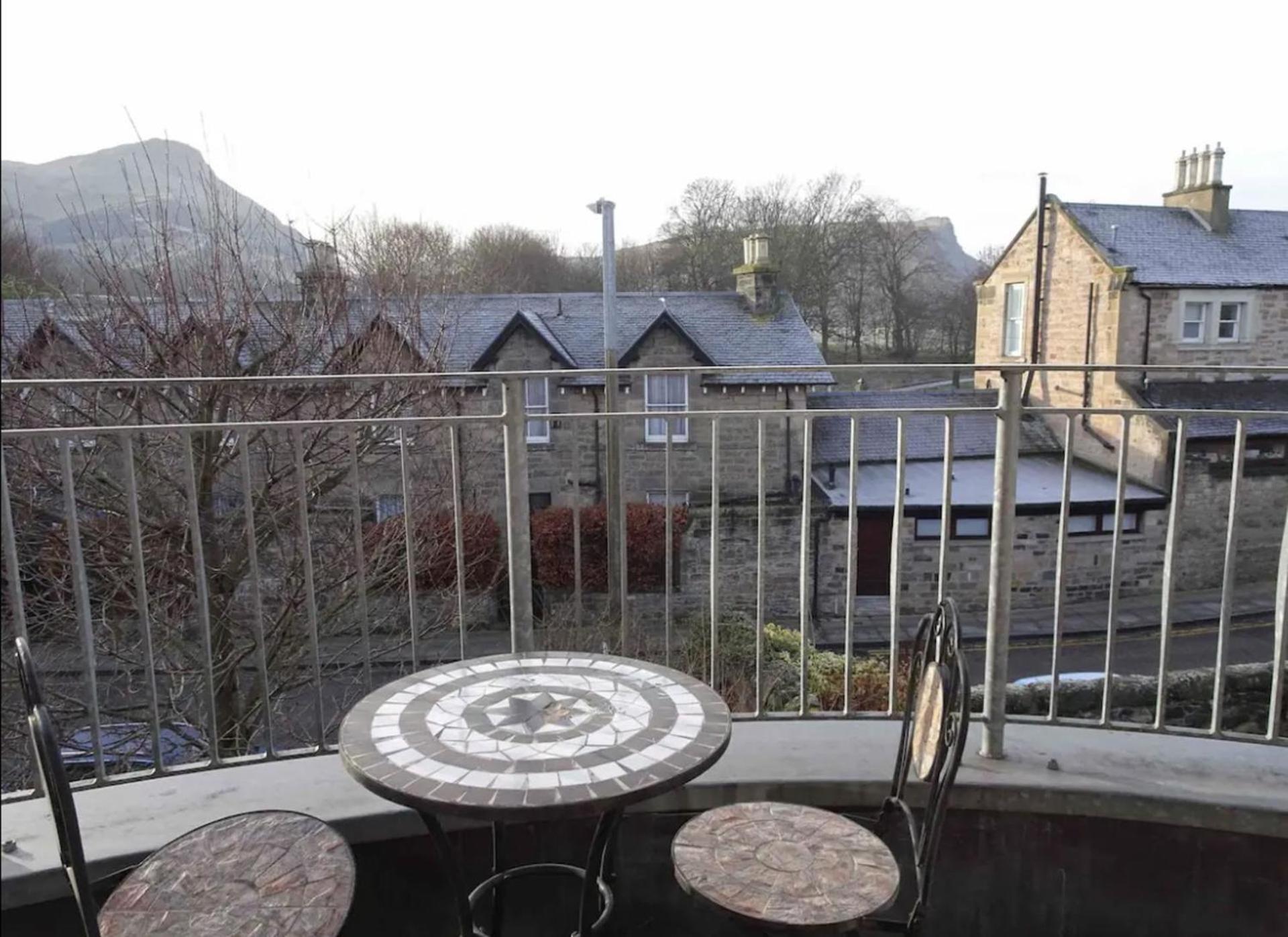Edinburgh Stunning View Apartment 2 Bedrooms المظهر الخارجي الصورة